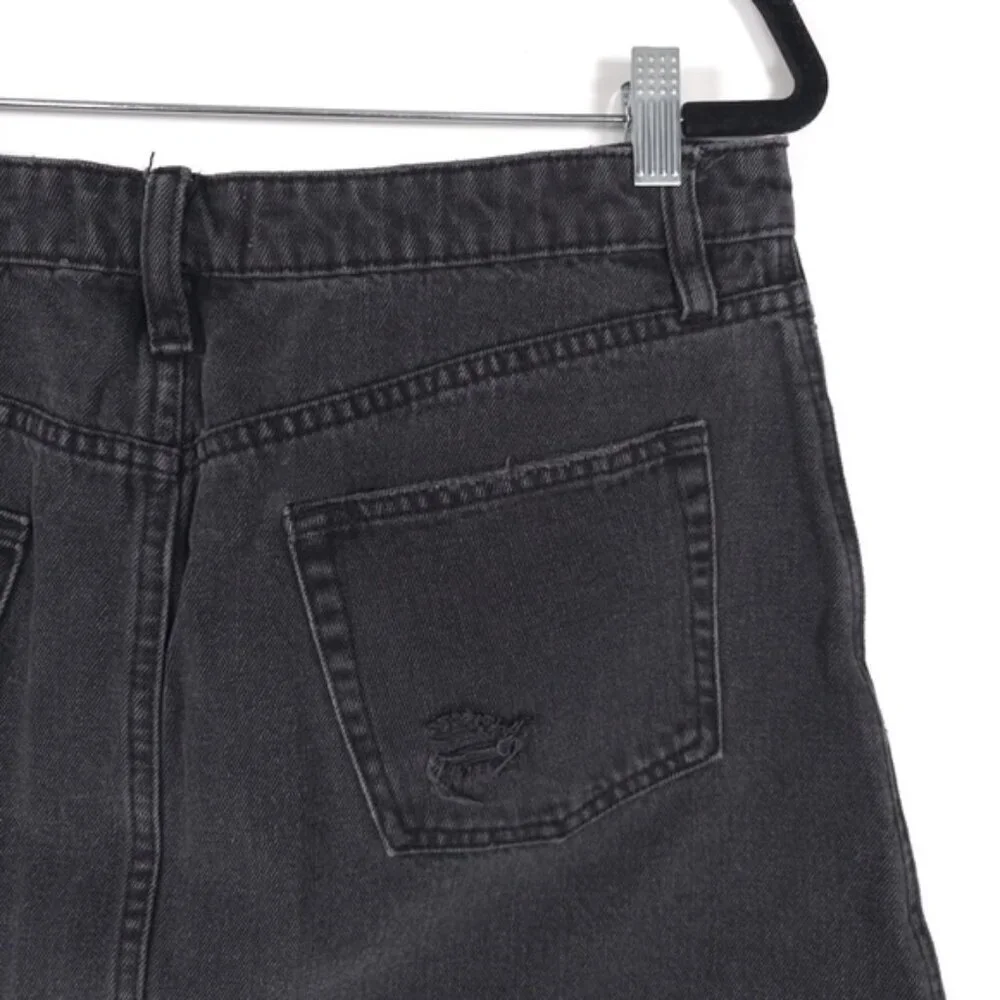FREE PEOPLE Women’s Black Denim Mini Skirt Button Fly Distressed Cut Off Size 31